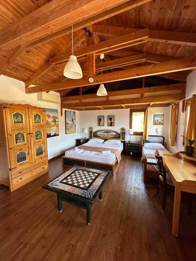 Varias Art House Kallirakhi Ngoại thất bức ảnh